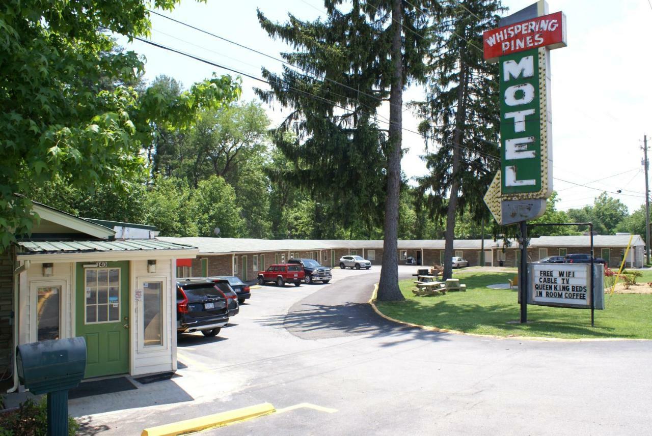 Whispering Pines Motel - 阿什维尔 外观 照片